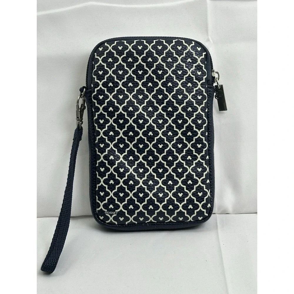 NWOT Disney D Tech Padded‎ Cell Phone And Card Holder Wristlet